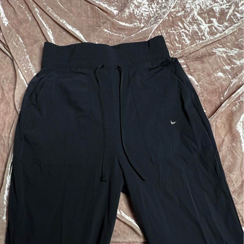 Nike dri-fit joggers - Picture 2 of 4